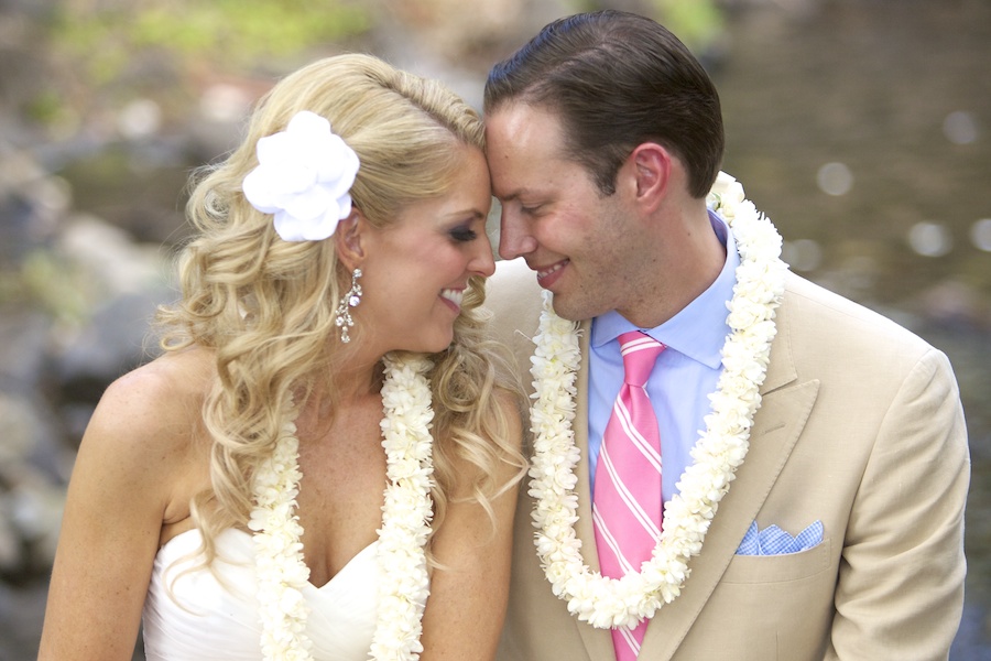 Couple Spotlight: Erin & Jason at the Liliuokalani Botanical Gardens