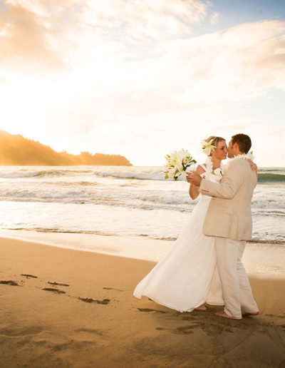 Hawaii Lesbian Beach Love