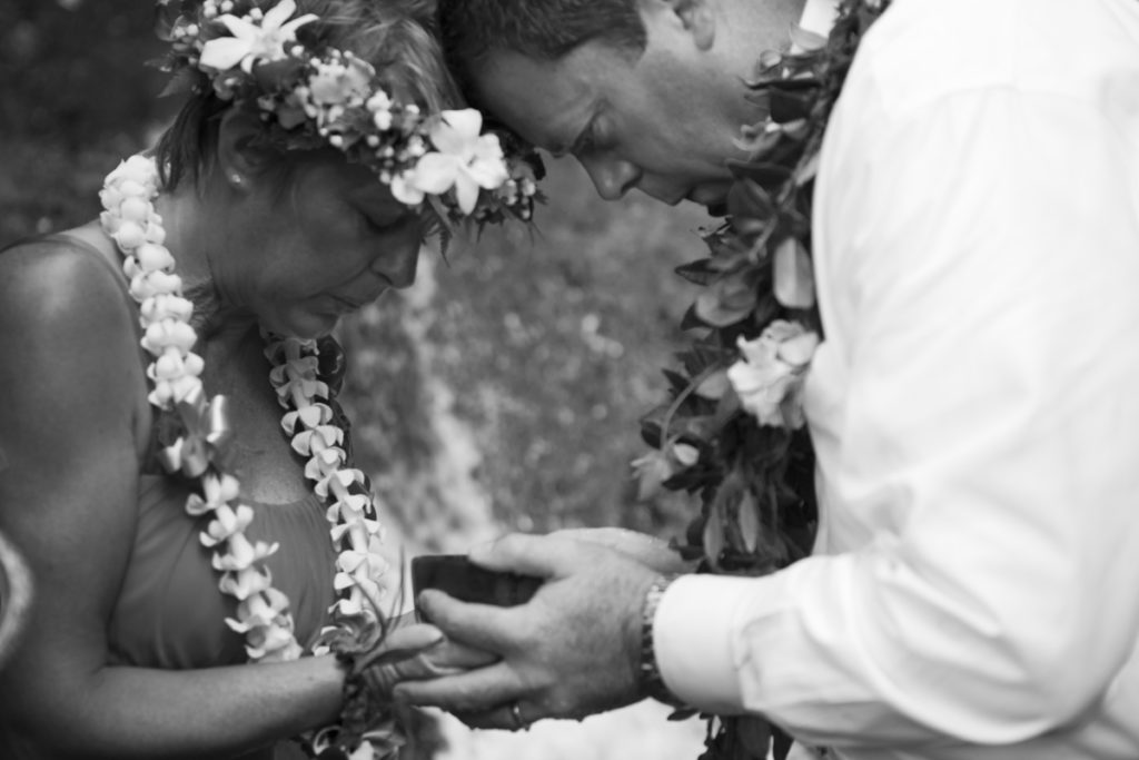 Heart Of Hawaii Wedding Ceremony